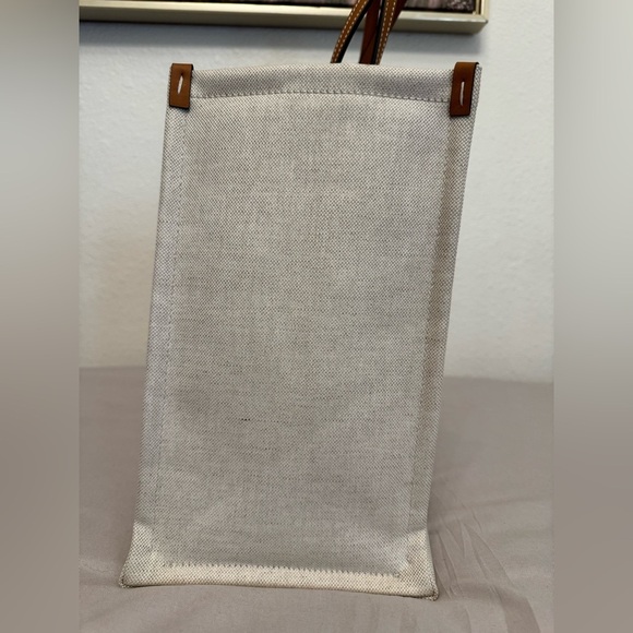 GUCCI LARGE TOTE BAG WITH GUCCI PRINT - Picture 4 of 12